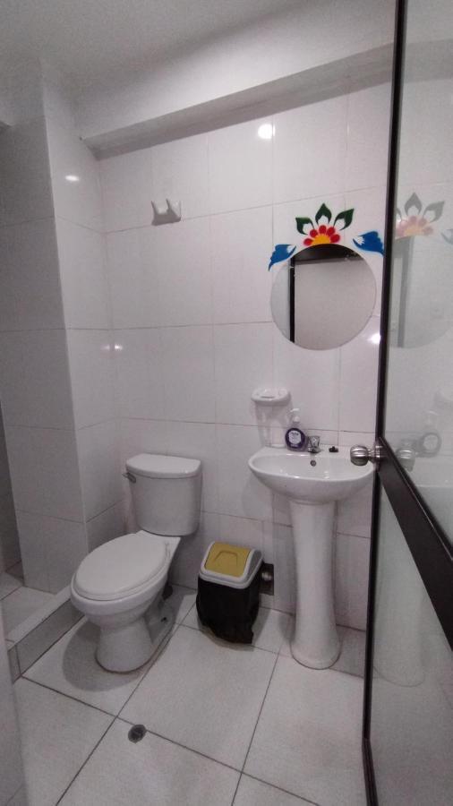 Casa Sucre Hostel アヤクーチョ エクステリア 写真