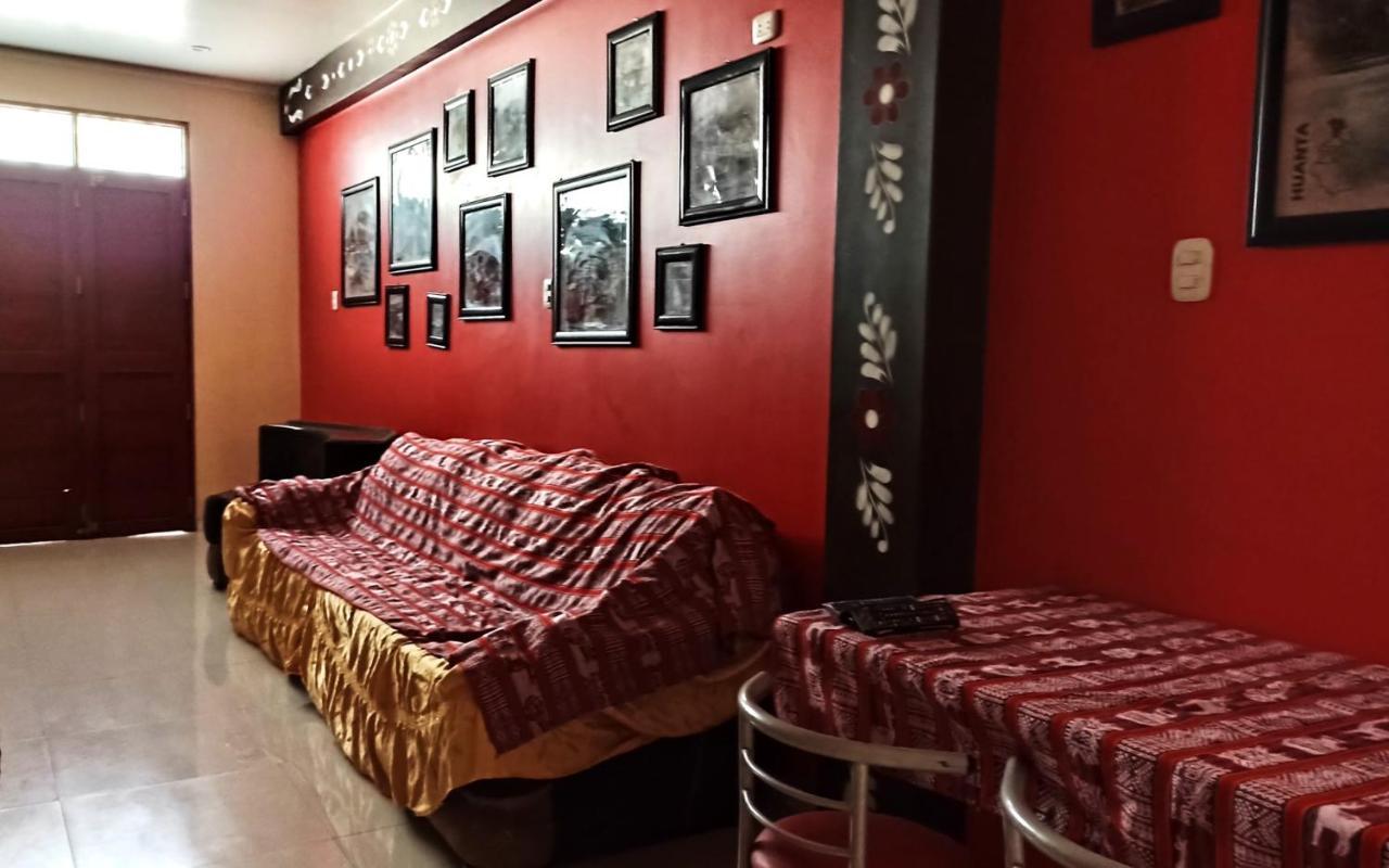 Casa Sucre Hostel アヤクーチョ エクステリア 写真